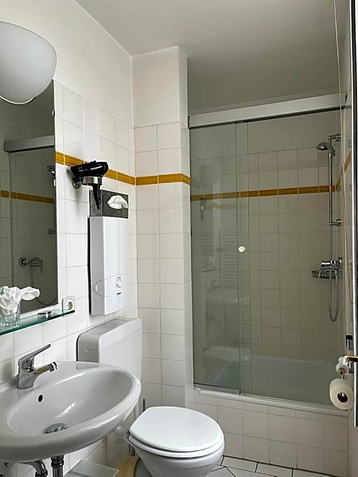 Historischer Gasthof Kaisermühle - Hotel & Restaurant Viersen Zentrum