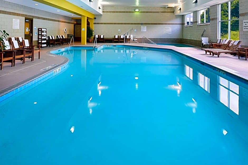 Holiday Inn Express & Suites St. Croix Valley By IHG