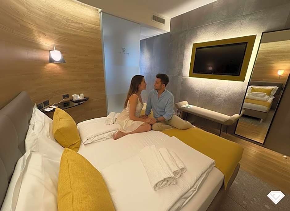 Ile Hotel