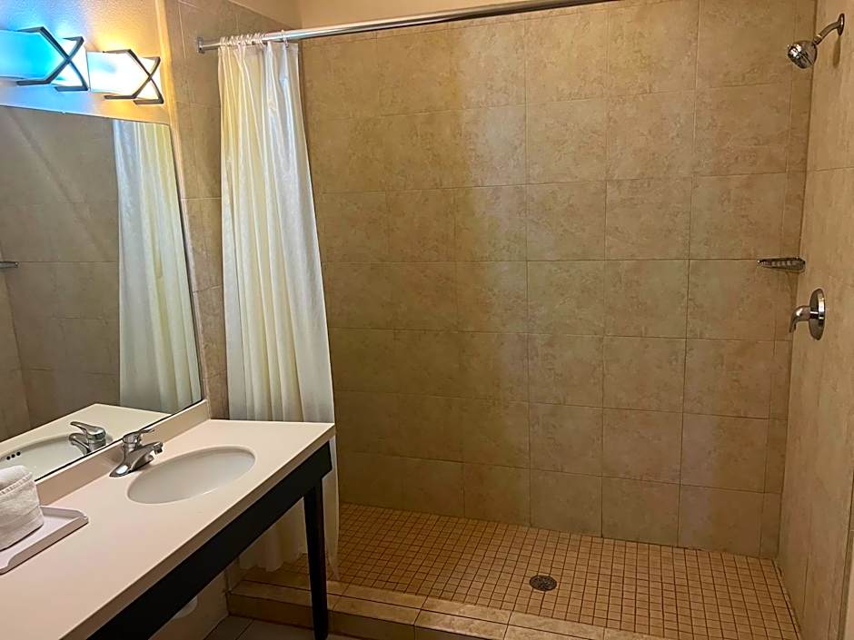 Suites at Sunchase