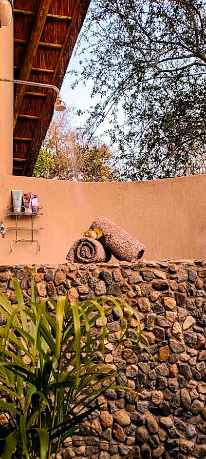 Leopard's Lair Bush Lodge