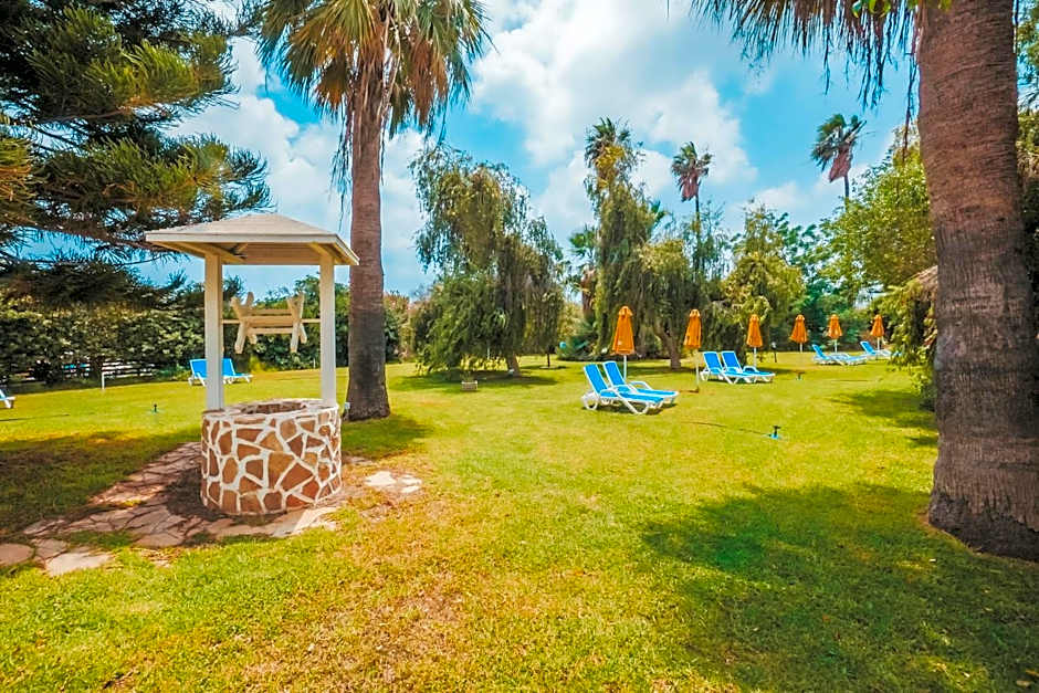 Papouis Protaras Hotel