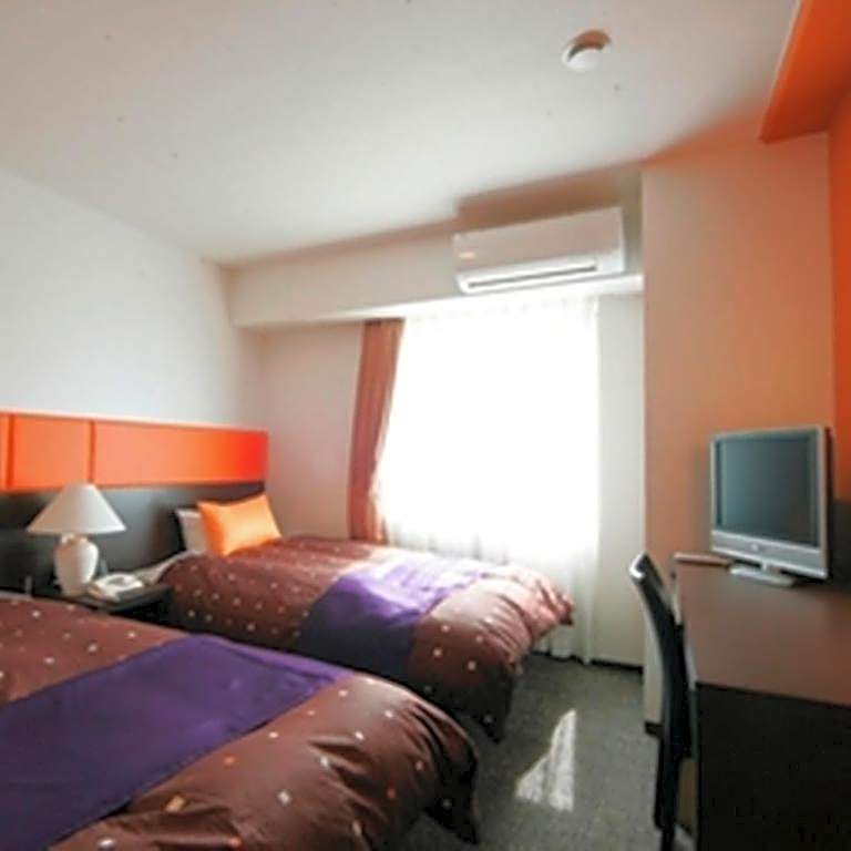 Hotel 1-2-3 Takasaki