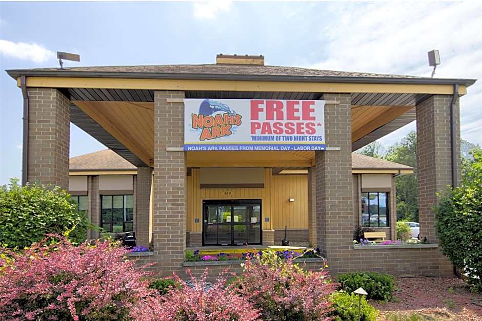 Photo 1 of 50 of Best Western Ambassador Inn And Suites