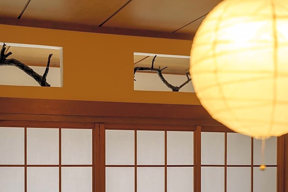 内竈ひなた庵