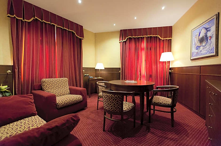 Palace Hotel Moderno