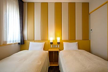 Deluxe Twin Room - Non-Smoking