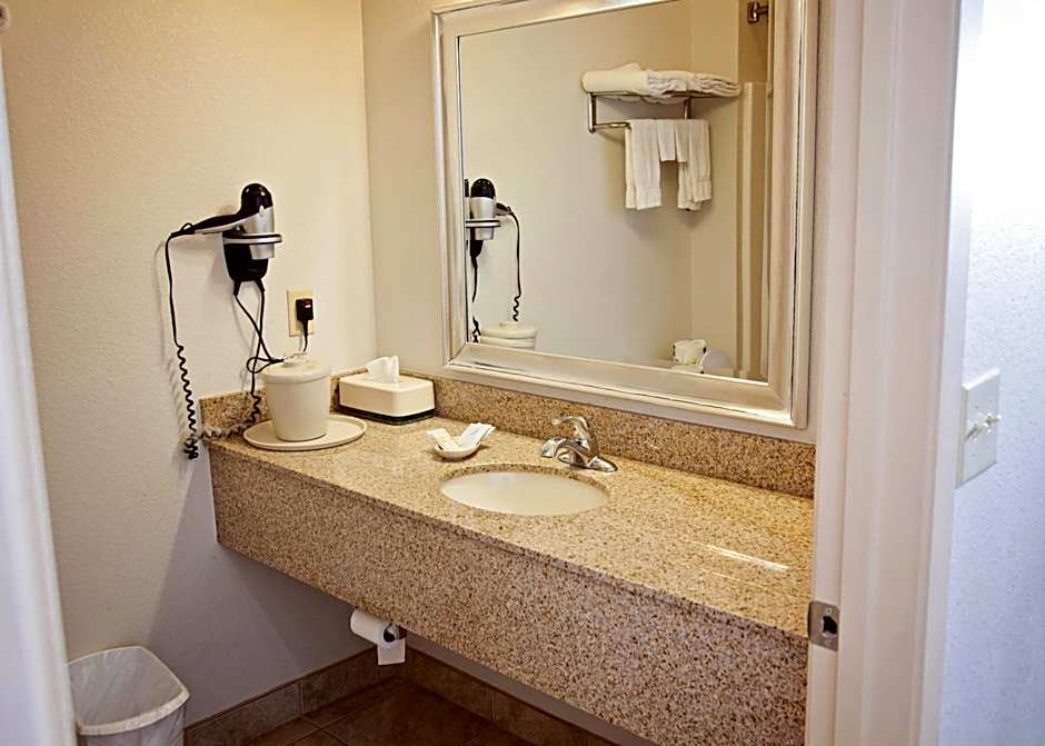 Big Lake Inn and Suites