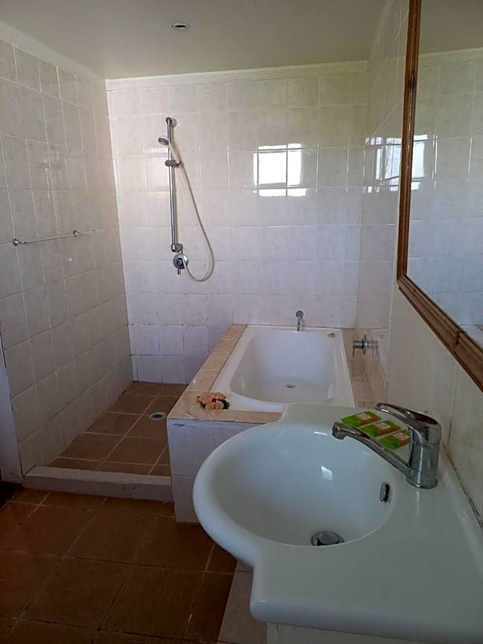 Bamboo Backpackers Hostel