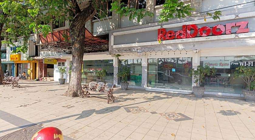 RedDoorz @ Urip Sumoharjo