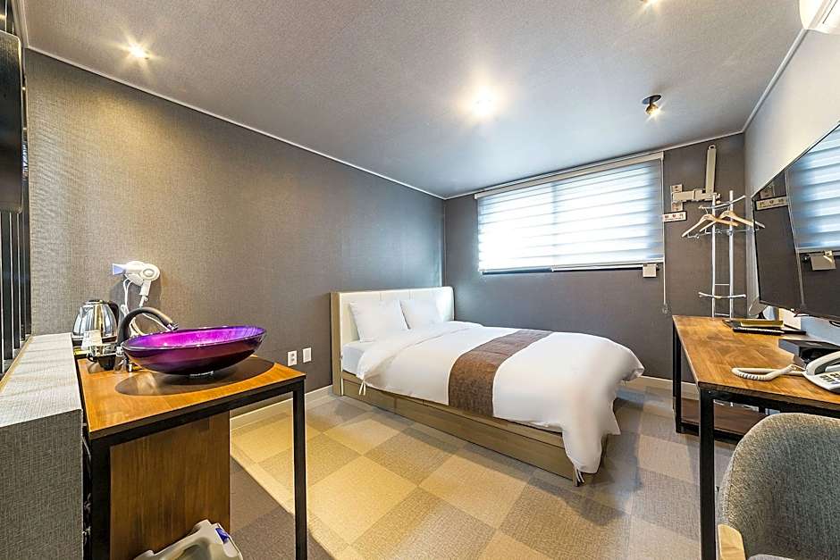 Restia Hotel Suwon Station Branch