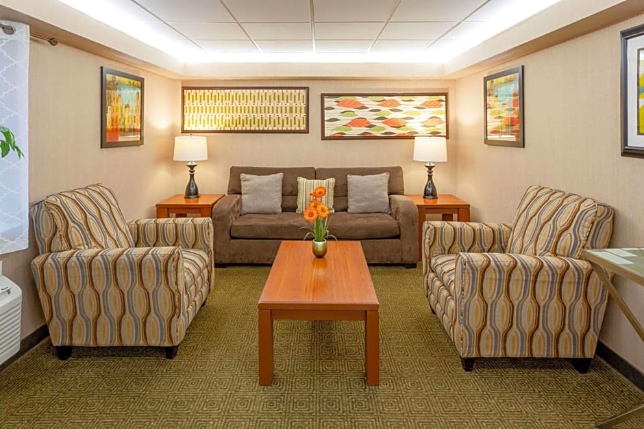 La Quinta Inn & Suites by Wyndham Minneapolis Airport Bloomingto