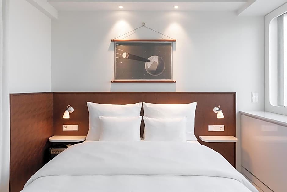 Ruby Luna Hotel Dusseldorf
