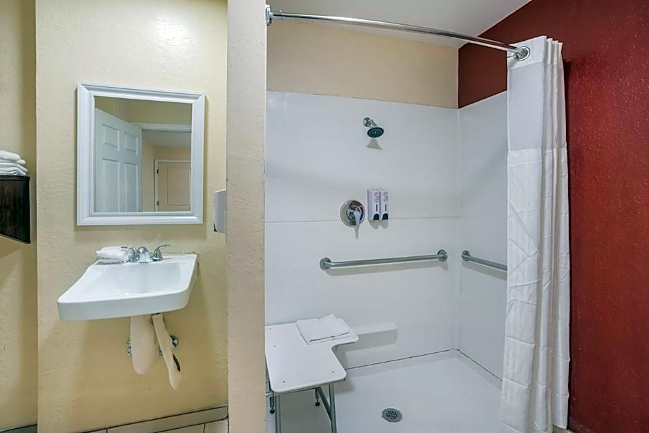 Red Roof Inn Stockton