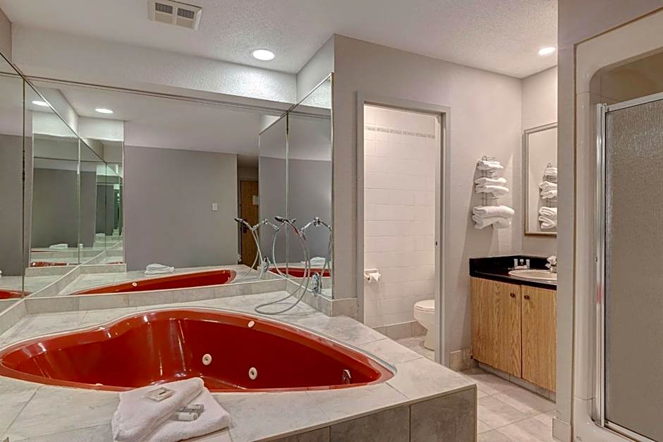 Days Inn by Wyndham Niagara Falls Near The Falls