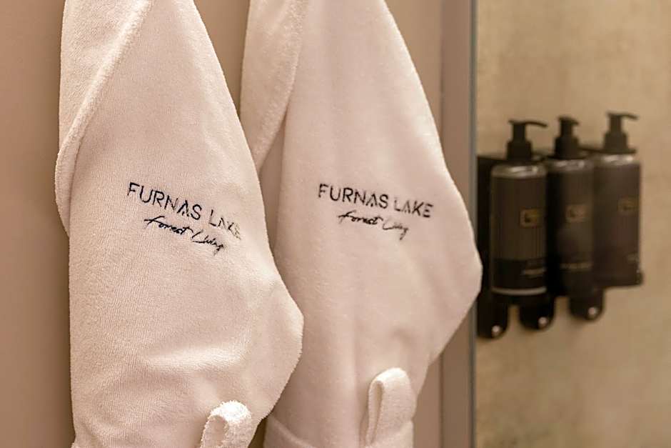 Furnas Lake Forest Living