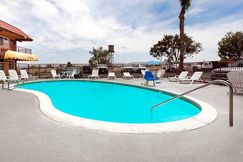 Days Inn by Wyndham Barstow