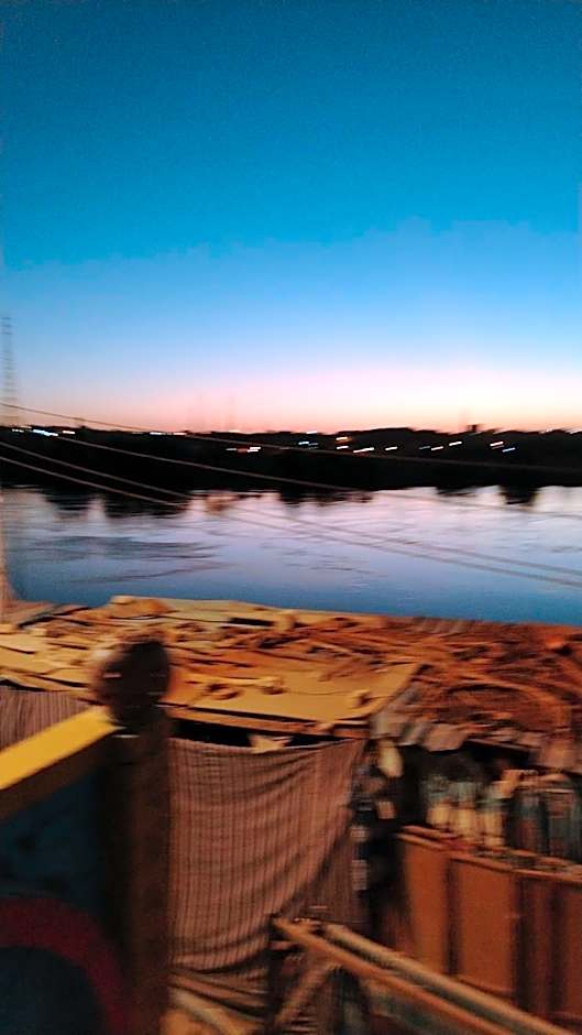 NeNeKaTo Nubian House