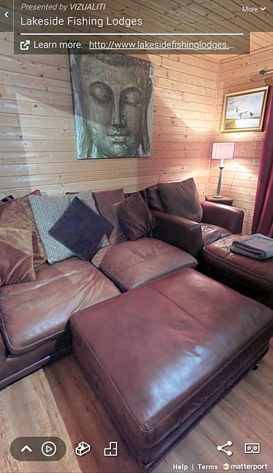 Lakeside Fishing Lodges