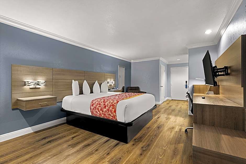 Best Western Moreno Hotel & Suites