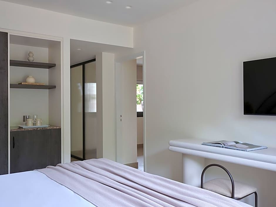 Atlantica Thalassa Hotel