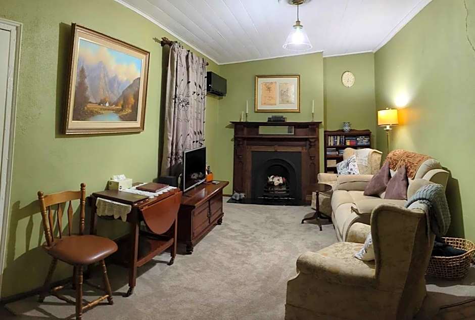 Bellamona Cottage Longford