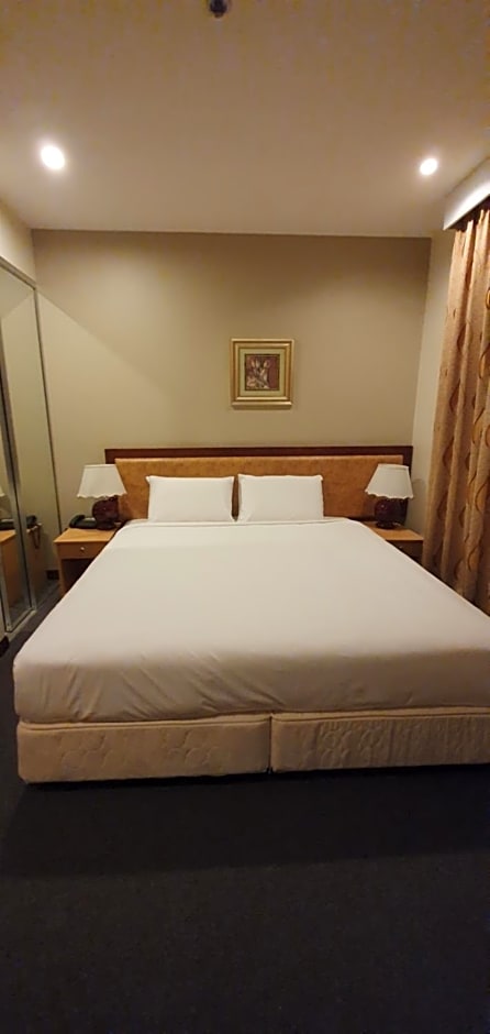 Comfort Hotel Sydney City (formerly City Lodge Hotel)