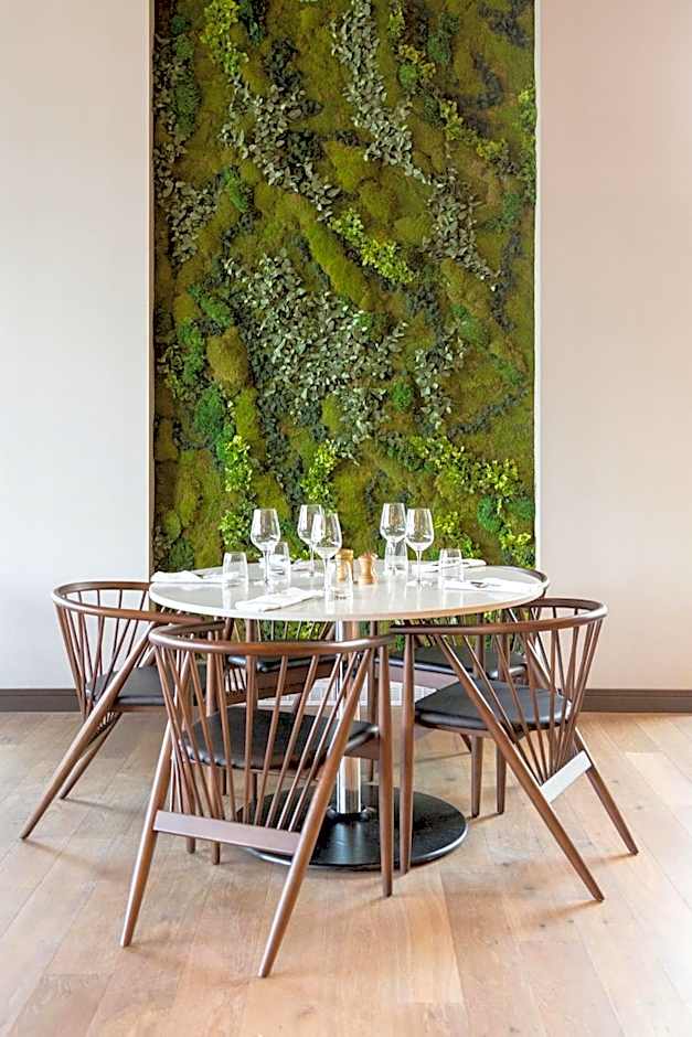 Entourage sur-le-Lac