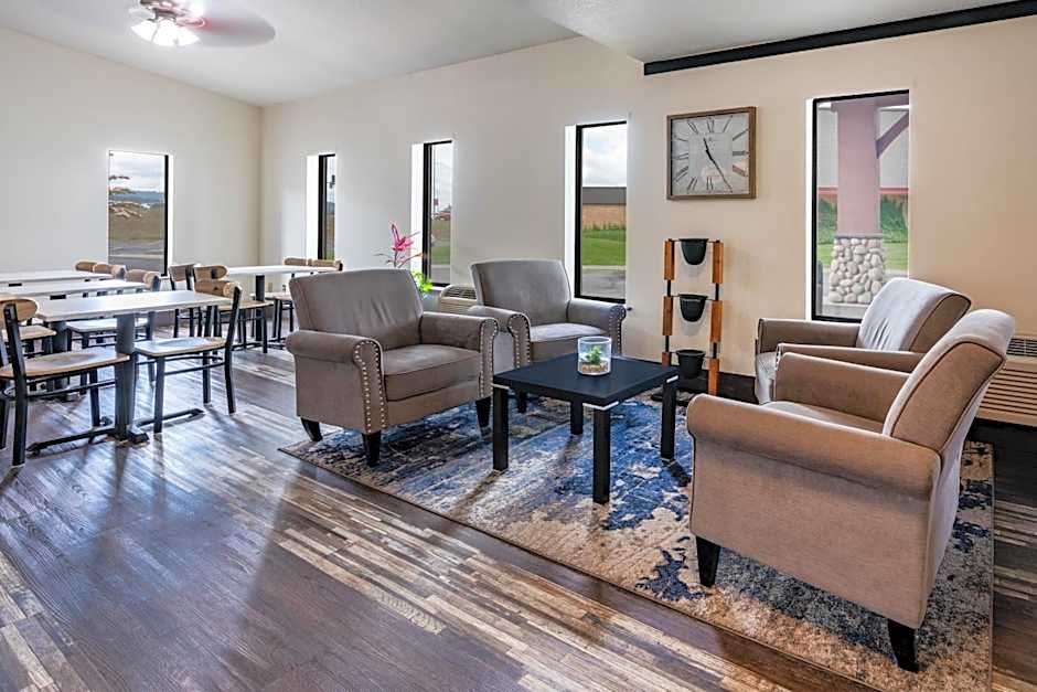 Super 8 by Wyndham Spokane Valley