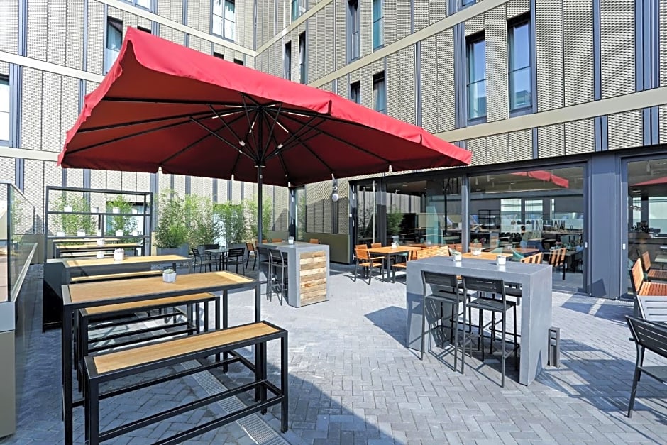 sander Hotel