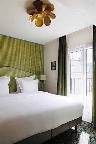 Deluxe Double Room with Balcony