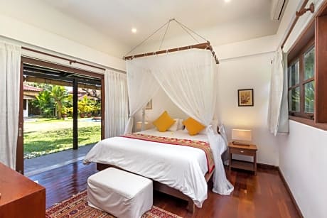 Royal Four-Bedroom Villa with Private Pool