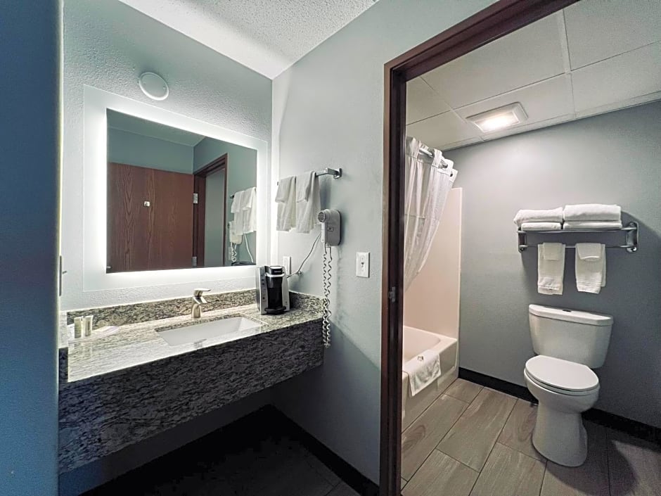 AmericInn by Wyndham Beaver Dam