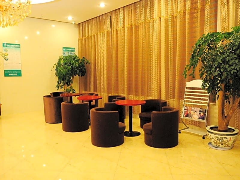 GreenTree Inn Jiangsu Yancheng Dongtai Jianggang Yingbin Road Gangcheng Avenue Business Hotel