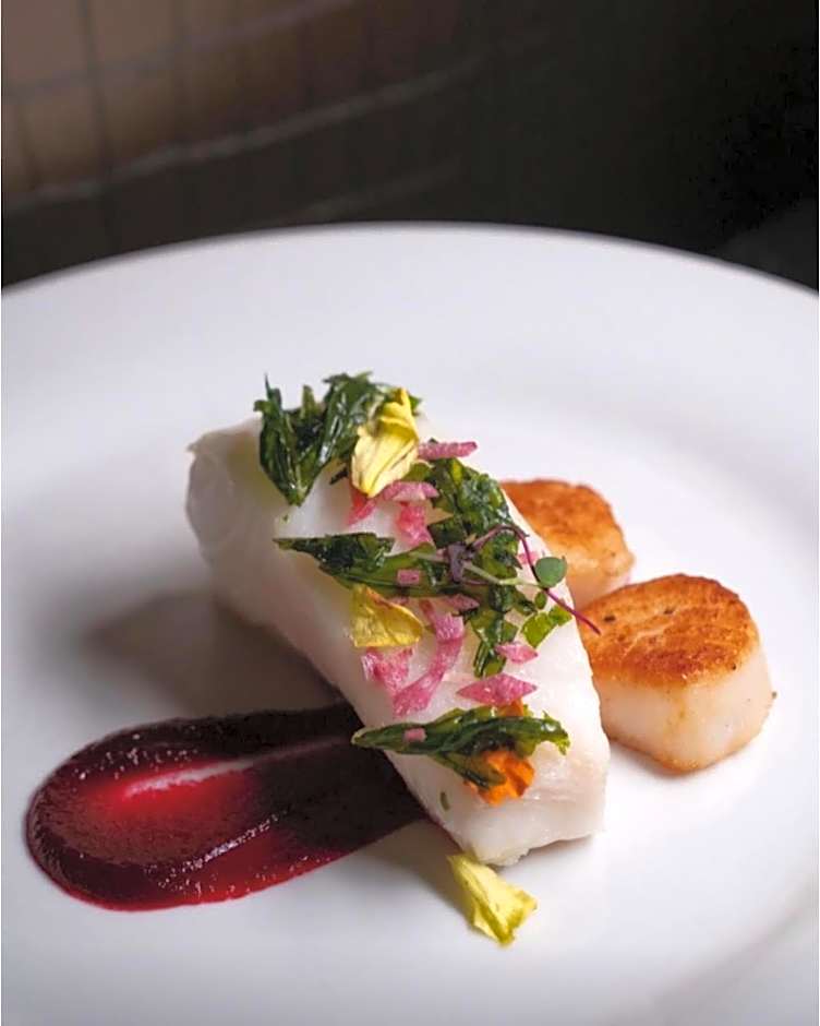 Gracies Grotto Cabin