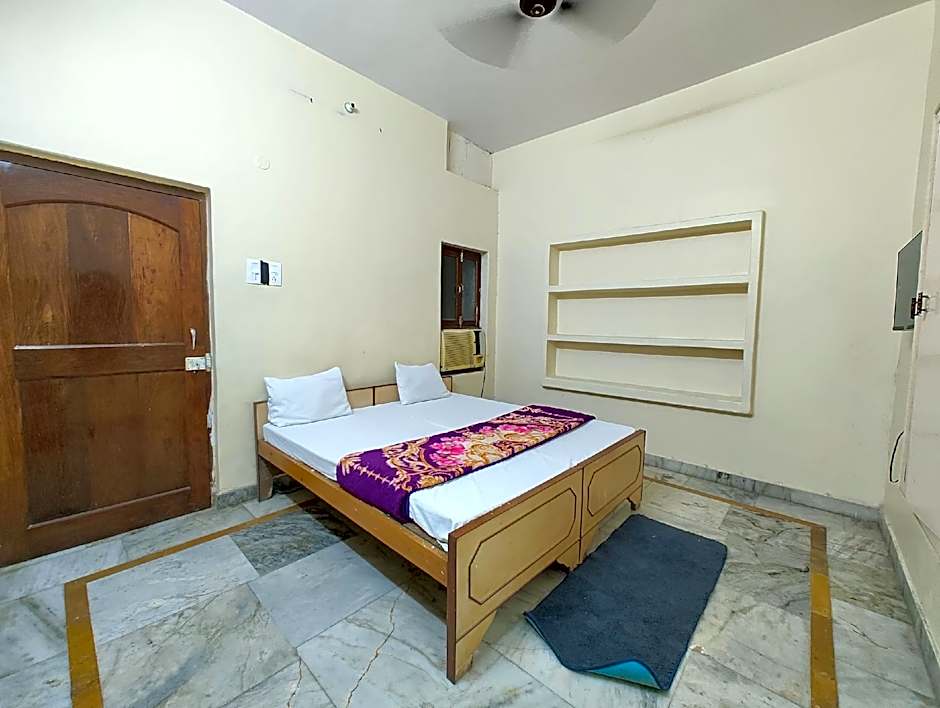 Goroomgo P G on Ganges Varanasi Near Assi Ghat Rooftop View