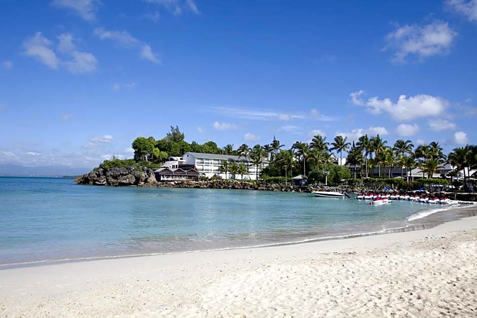 Mahogany Hotel Residence & Spa