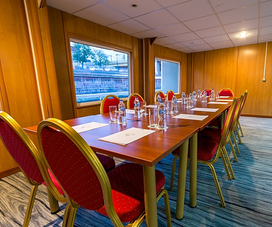 Grand Jules Boat Hotel Budapest