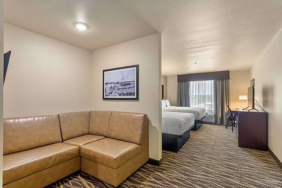 Cobblestone Hotel & Suites - De Pere