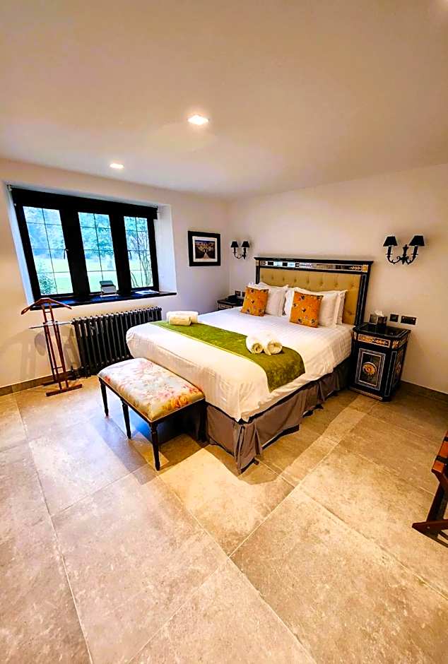 The Manor Country House Hotel