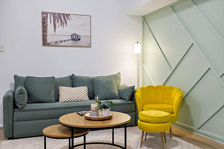 Sleek Northbridge Getaway