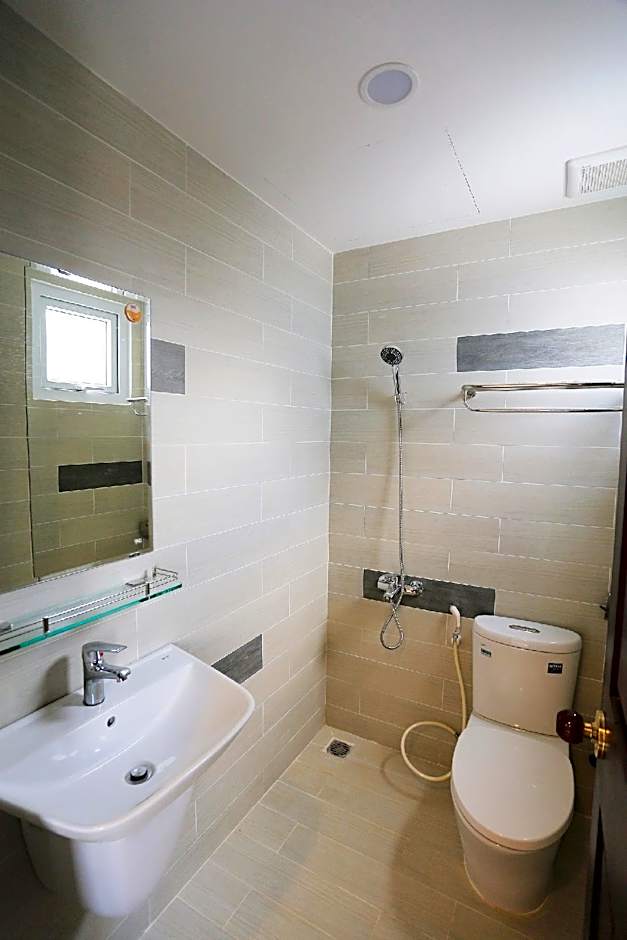 Thanh Thanh Hotel