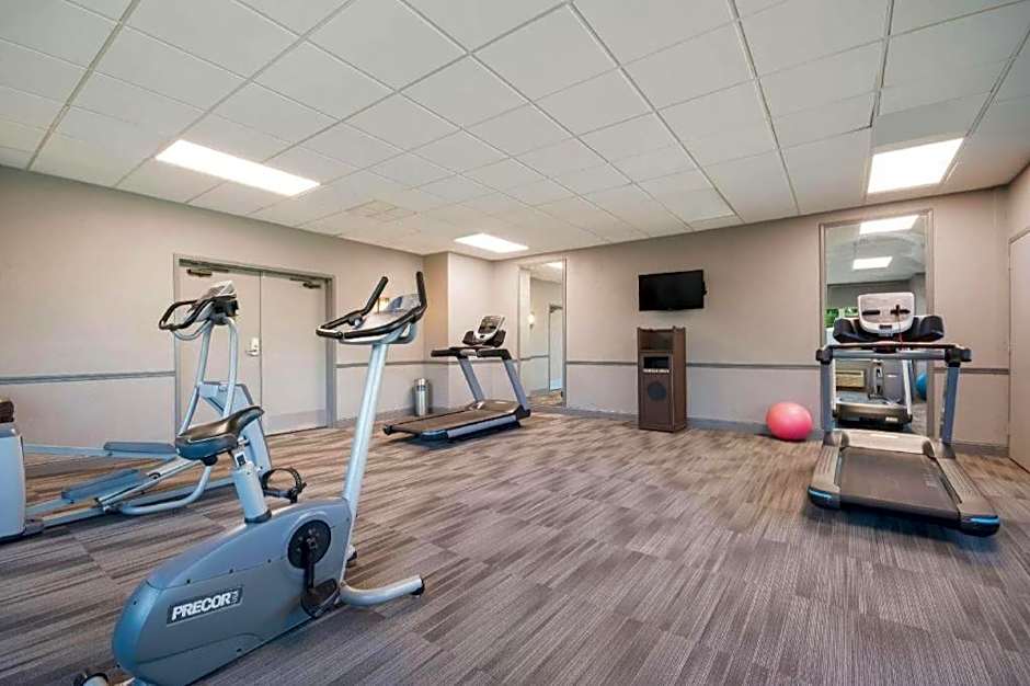 Surestay Plus Hotel by Best Western Lawton