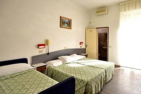 Quadruple Room with Balcony
