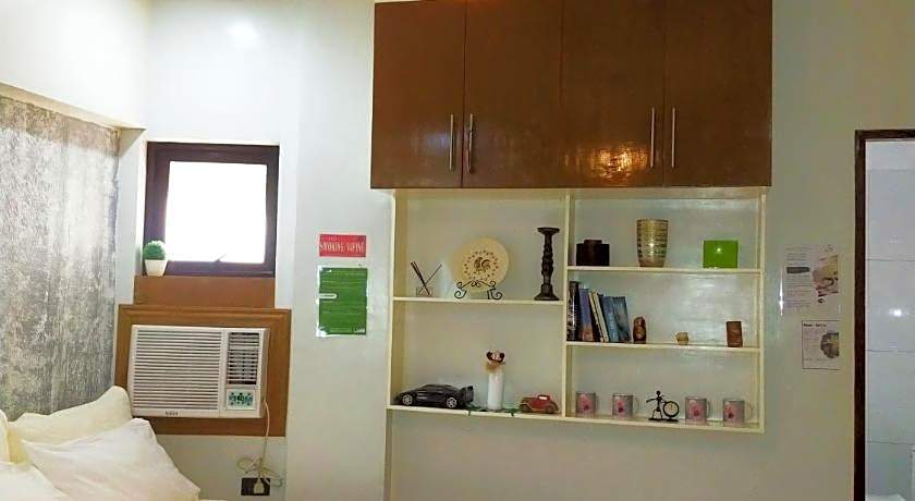 Pompeo and Luming's Inn