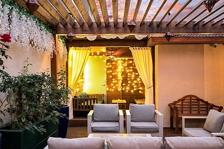 Millwood Inn And Suites