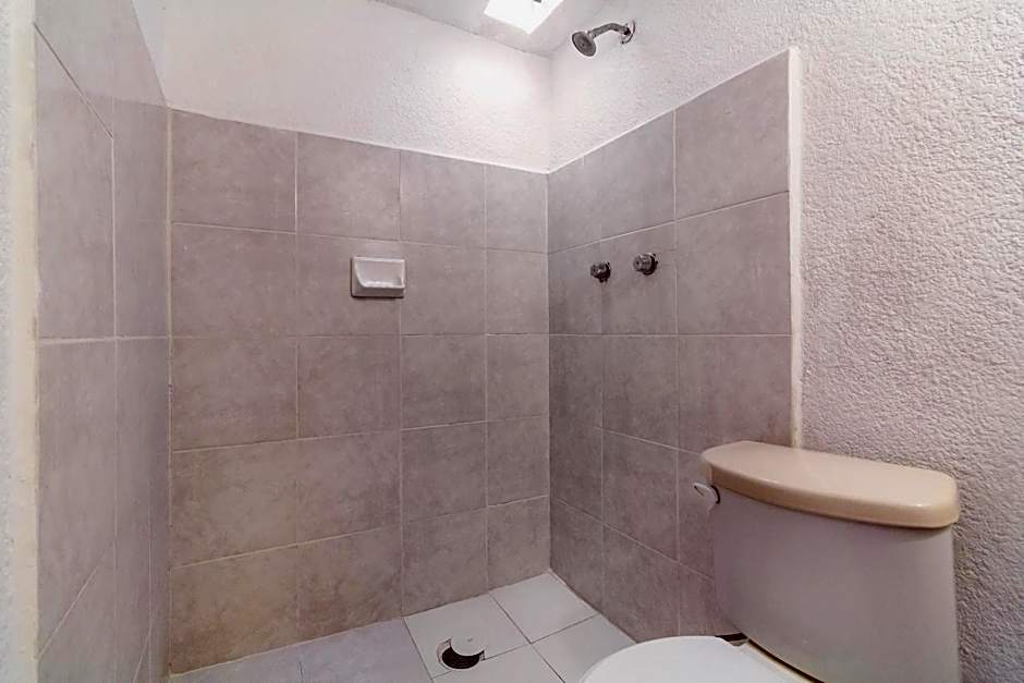 Capital O OYO Hotel Las Nubes Mercado de Dulces y Artesanias Ambar, San Cristobal De Las Casas