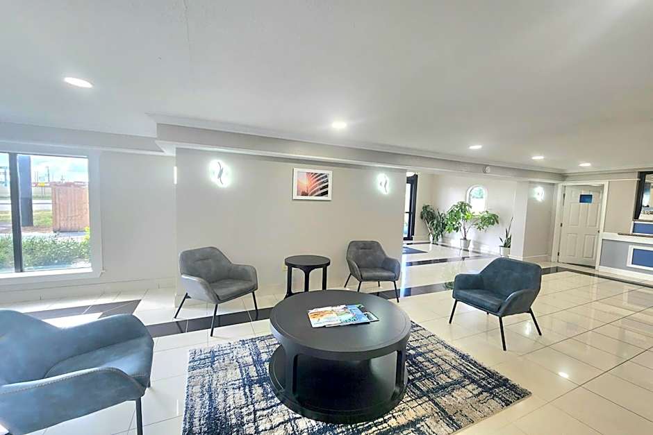 Days Inn by Wyndham Houston