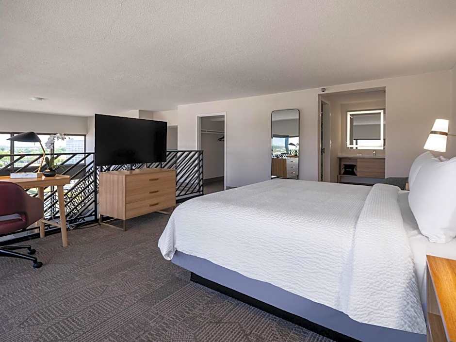 Staybridge Suites Chicago O'Hare - Rosemont