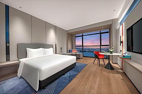 1 King Standard Extra Floor Space River View